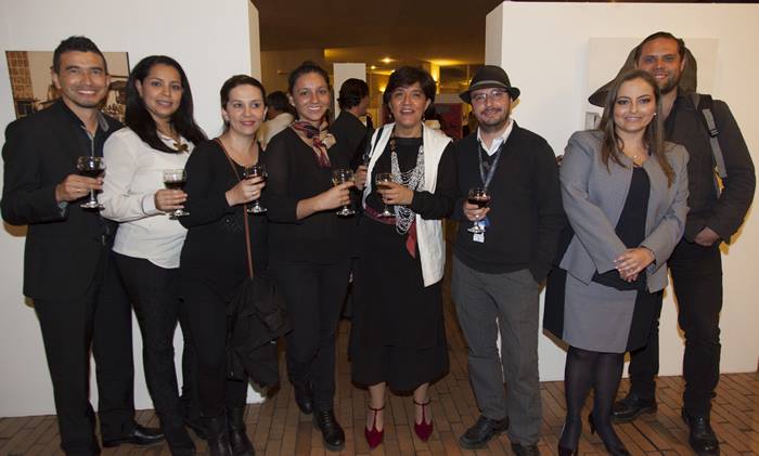 César Vargas, Johana Bolívar, Lina María Alfaro, María Fernanda Aristizabal, Ruth Vallejo, Gerente de la Red Capital de Bibliotecas Públicas; Carlos Hoyos, Director de la Biblioteca Pública Virgilio Barco; Ana María Delgado Botero,Gerente Fundación BAT Colombia; Ricardo González.